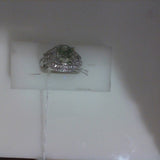 18K White Gold Ring with a Fan