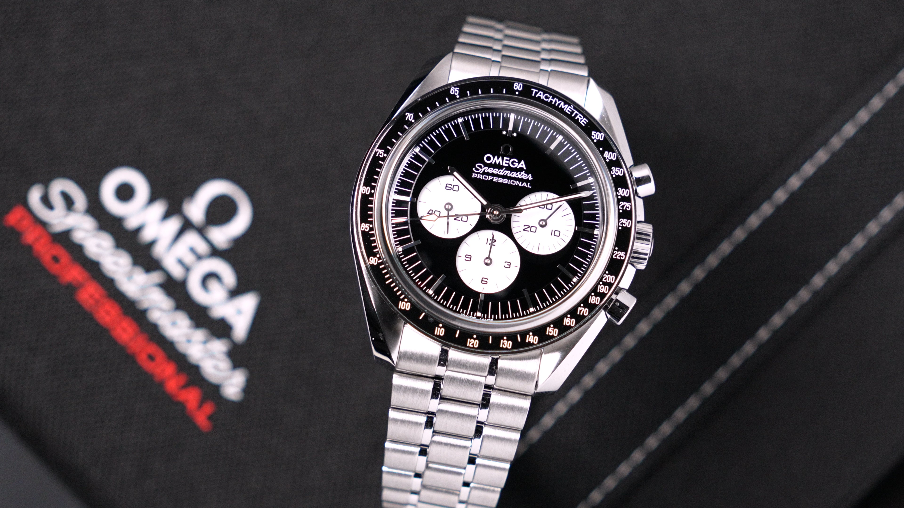 A Closer Look at the Omega Speedmaster Reverse Panda – Oliver