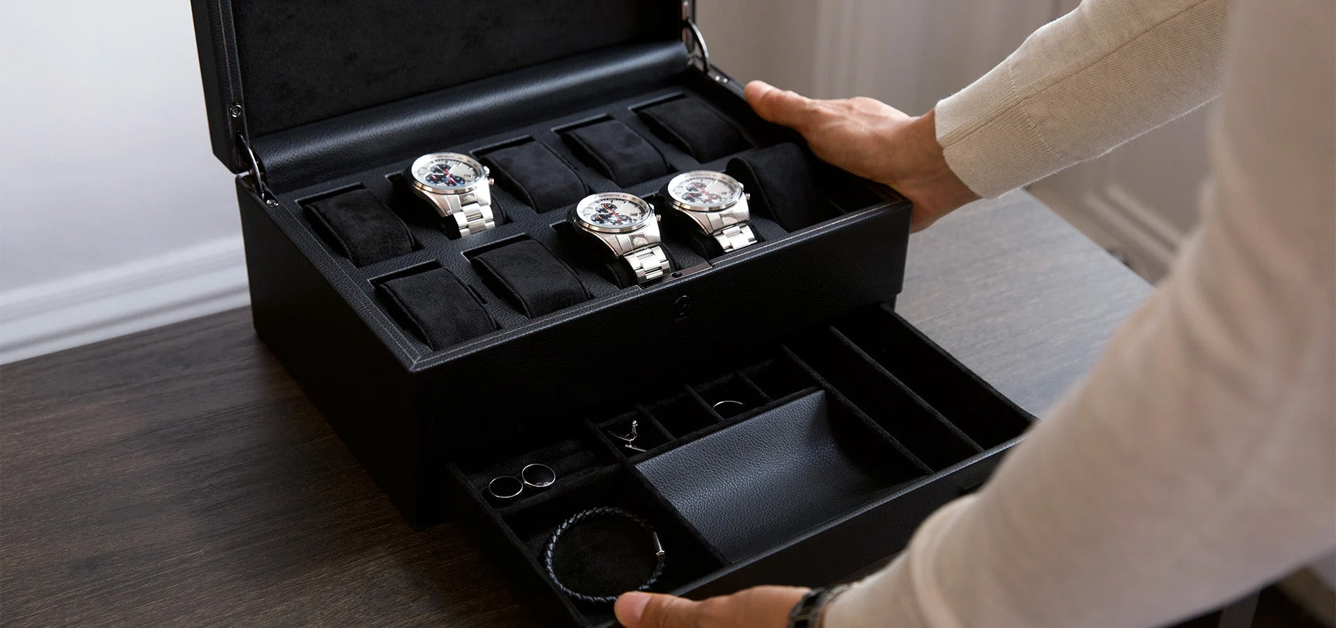WOLF 1834 – Oliver Smith Jeweler