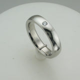 Platinum 5mm wide band with a